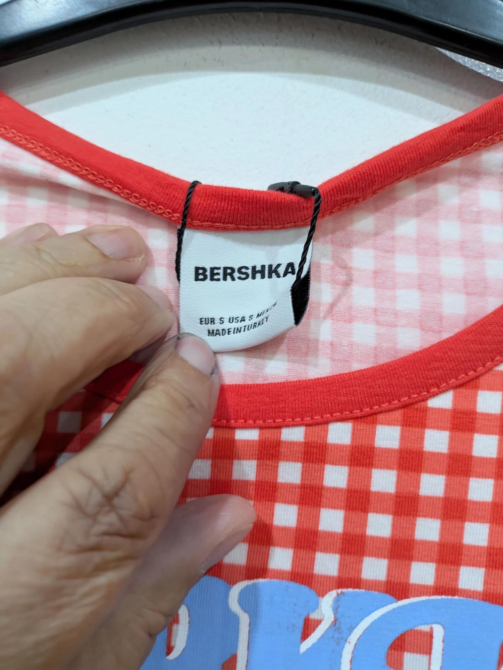Camiseta Corta de Gingham con Estampado Retro de Tomate y Cordones Laterales talla S de Bershka  – photo 4